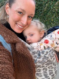 19.1 - 25.1 📸

1: Samen wandelen naar superoma. Weer eens in de draagzak 😍
2: Deze 2 🥹
3: Glow up ging live 🥳 eindelijk mijn eigen plekje en platform
4: Nog steeds aan het kleuren
5: Pip bij opa en oma
6: Samen met Luna
7: Wasmachine begaf het 🙈
8: En weer door 🧺 
9: Knuffelen met ome Willy
10: Nichtjes 🩷
11: Mam mag ik jou lippenspul op? @drhauschka.nl 
12: Zo lief 🫶🏻
13: Superoma 🥰
14: Zelf pizza's maken 🤣
15: Film kijken in de hut
16: Altijd meehelpen met koken
17: Proost op Glow up, toch wel even een momentje
18: 👋🏻 
19: Een ethernet kabel om uit elkaar te halen
20: Leuk om een beetje terug te kijken op onze week. Er staan ook nog wat reels in de maak, over de krijtbordsticker en de Bijbelstickers! 

Hoe was jullie week weer? ✨