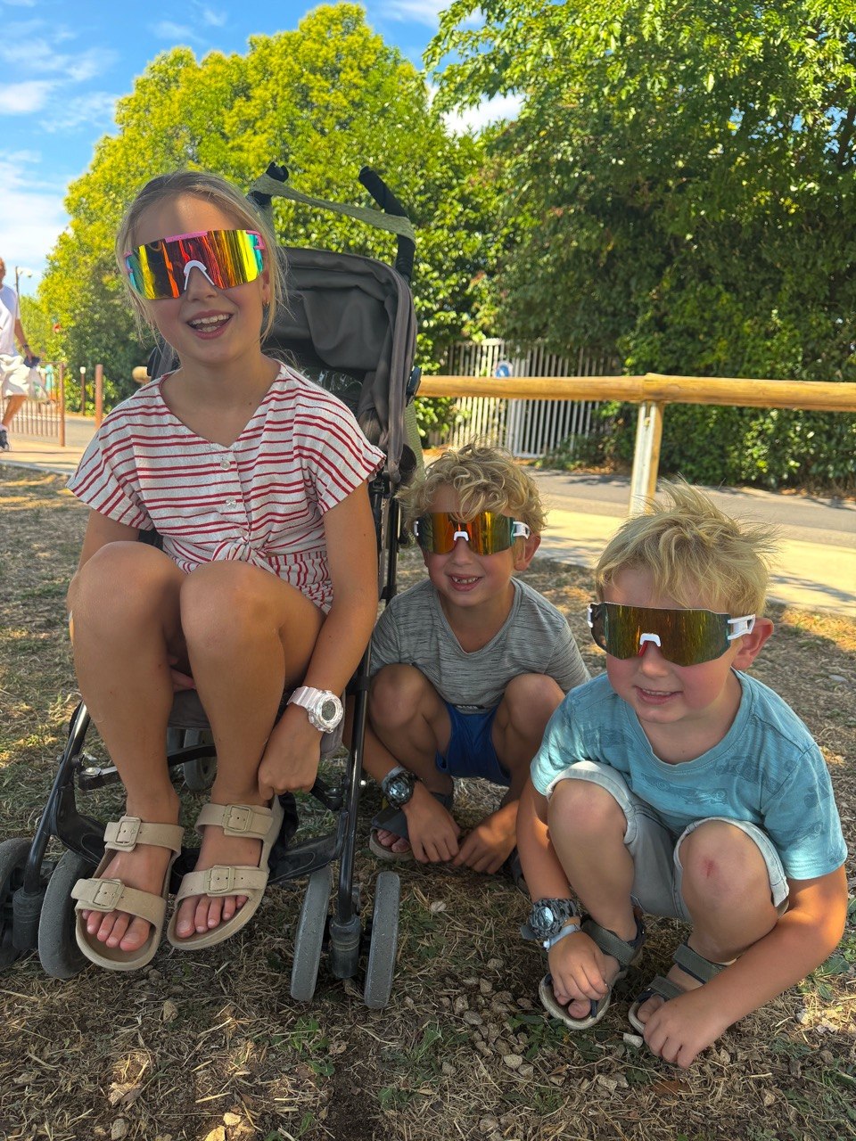 Super trots met hun fiets zonnebril in Zuid-Frankrijk