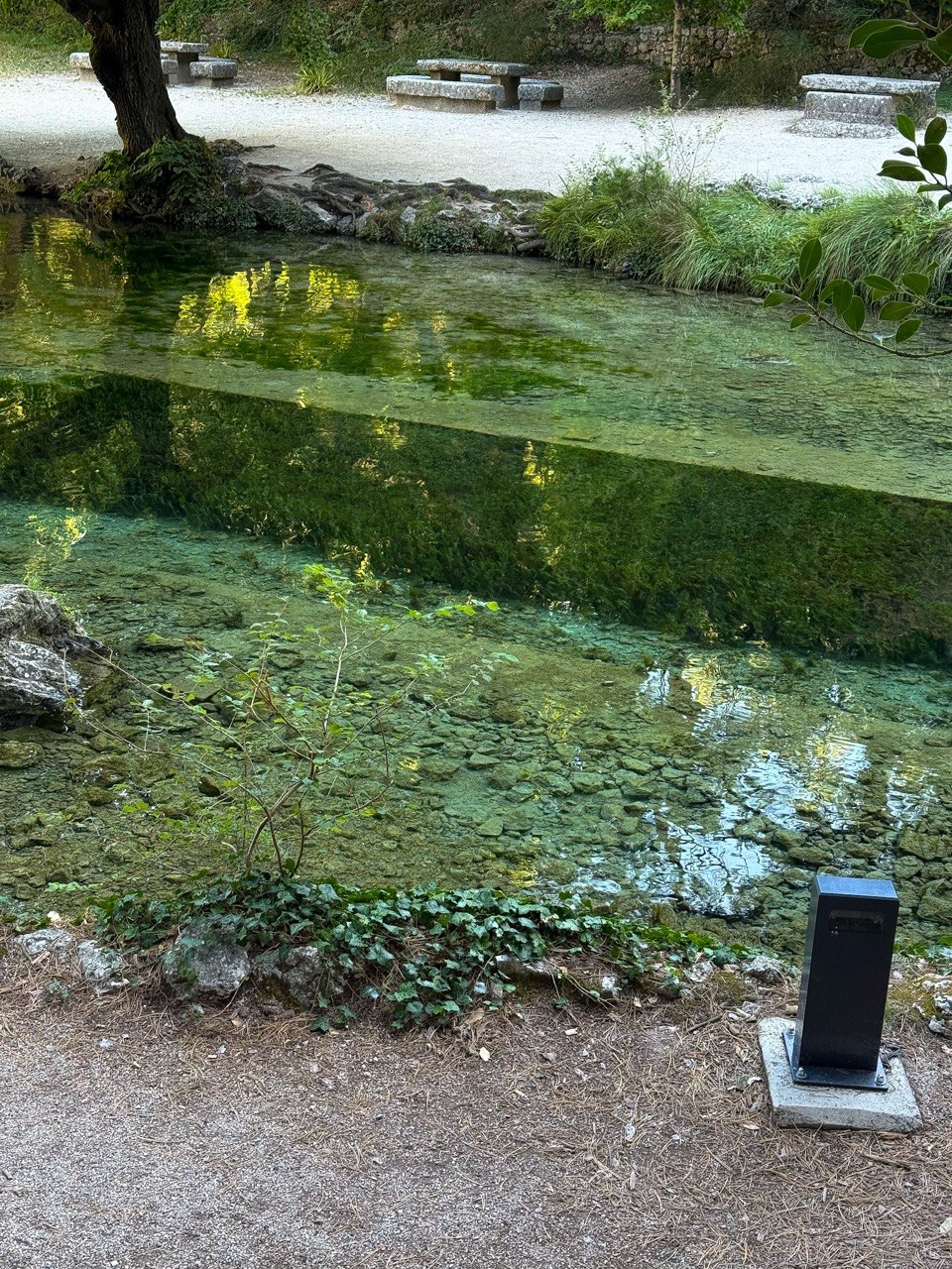 Kraakheldere meertje bij Source du Groseau